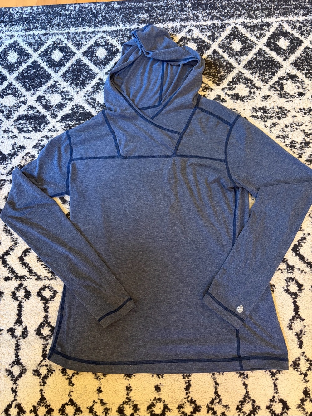 Stio Women S Hooded Technical Shirt Blue Long Sleeve Walking Hiking Running Fall